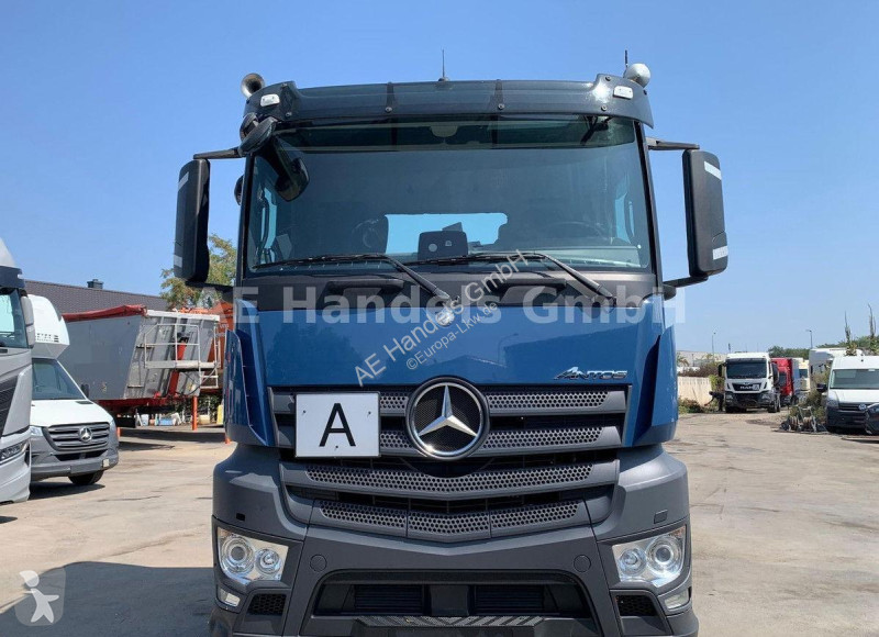 Lastbil Mercedes
