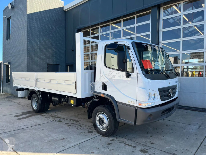 Lastbil Mercedes Accelo 915 4x2 latbed with...