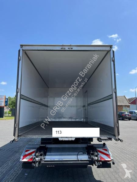 Camion Iveco 72C18 EURO6E CONTAINER+LIFT 1.HAND