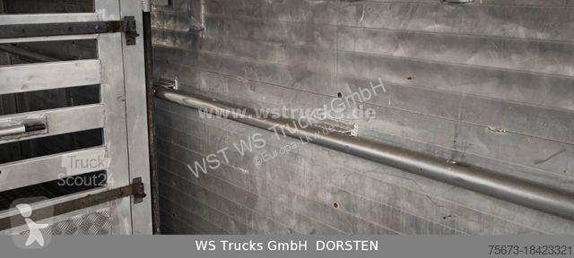 Camion Mercedes 1223 1 Stock Hohe Gitter...