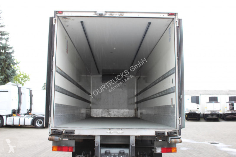 Kamion Mercedes 1824 E5 Carrier Supra Türen+LBW...
