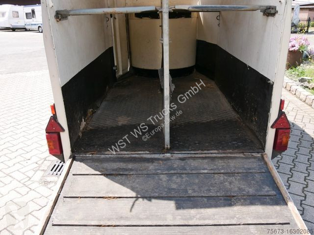 Reboque  Vollpoly 2 Pferde mit Sattelkammer
