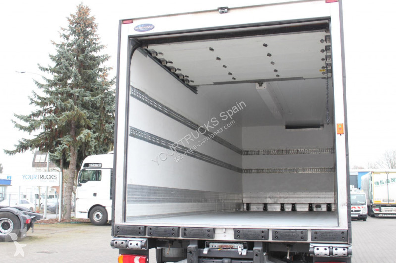 Camión DAF LF  280 E6 Frigoblock LBW Rolltor...