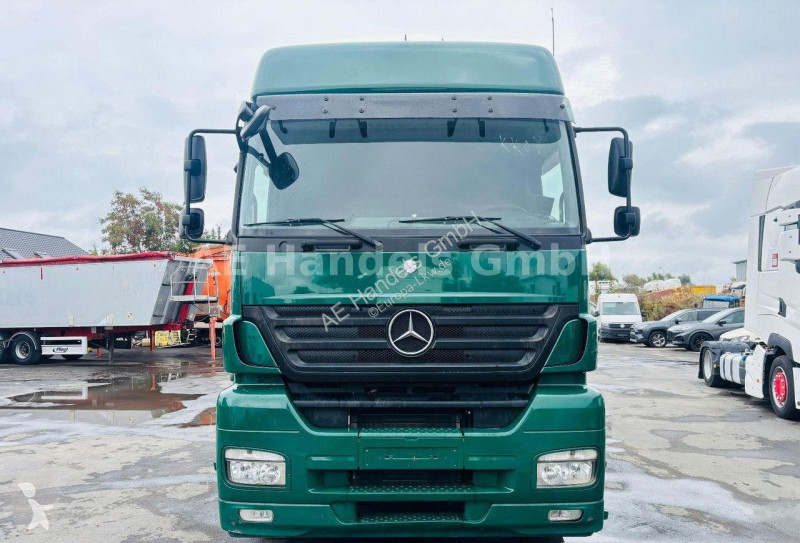 Lastbil Mercedes 2543