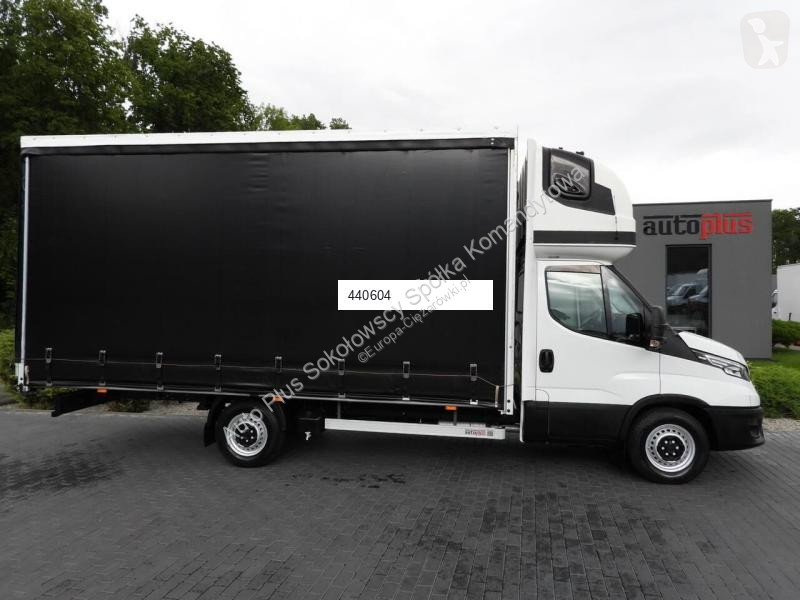 Véhicule utilitaire Iveco DAILY 35S18 PLANDEKA...