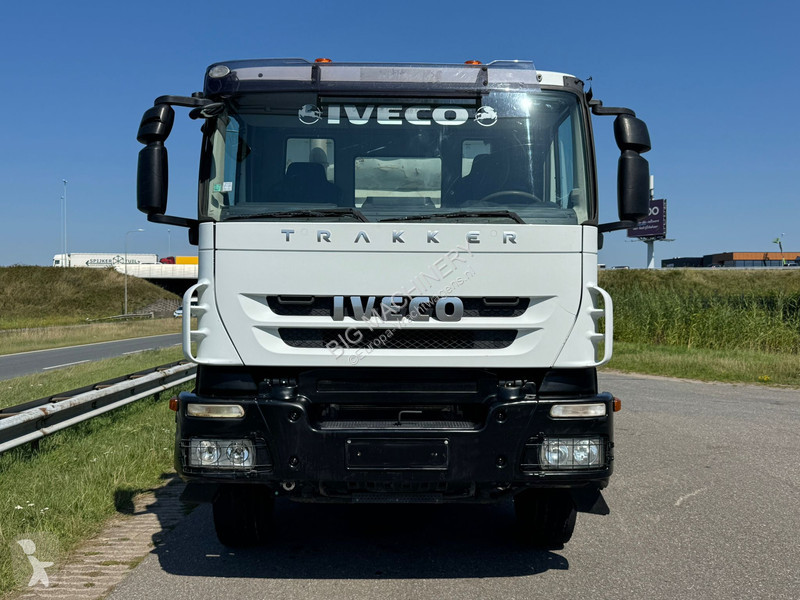 Camion Iveco 410 6x4 Kipper