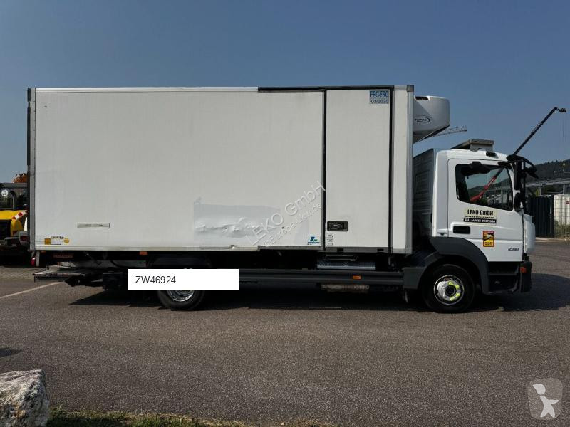 شاحنة Mercedes 1021 Mit Carrier Sp 850Mt