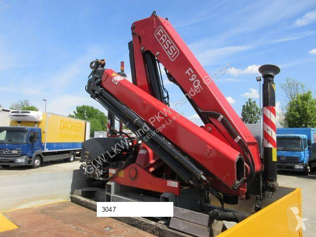 Lastbil Mercedes ATEGO  DOKA 6 -Sitzer FASSI 90...