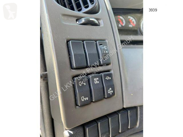 Kamion Renault MIDLUM 220 DXI Koffer 7,35 m LBW...