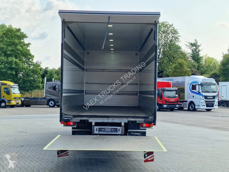 Kamion Iveco EuroCargo 160 210 - Isotherm box -...