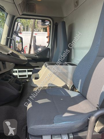 Camion Volvo FL 290