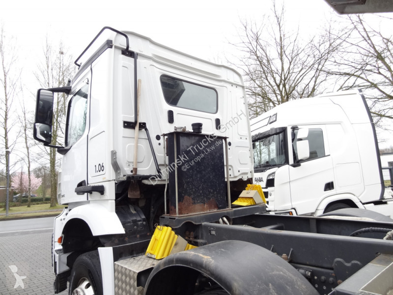 Kamion Mercedes 3245 K 8X4