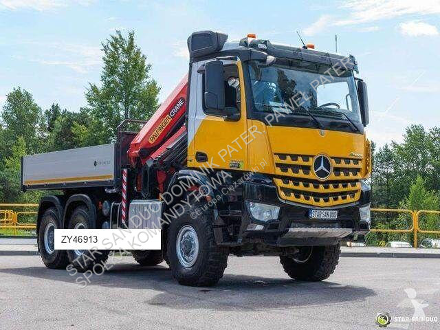 Camion Mercedes PK 33002