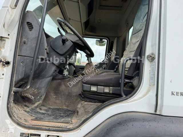Camion Renault mit Palfinger Kran PK 15500