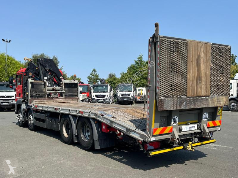 Camion MAN 35.360 8x2 porte engins