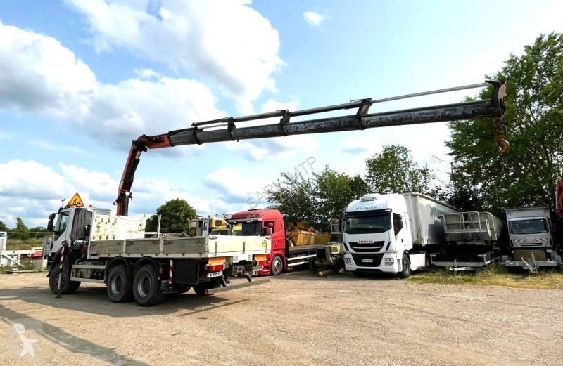 Kamion Iveco GRUE PORTEE MAX 14.6m TELECOMMANDE...