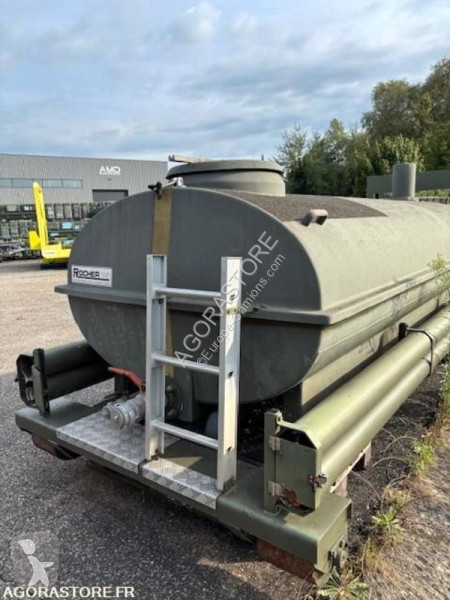 Echipamente pentru camioane  4000 L