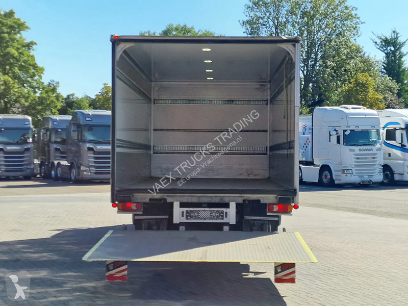 Camion Iveco EuroCargo 120 210 - Isotherm box -...