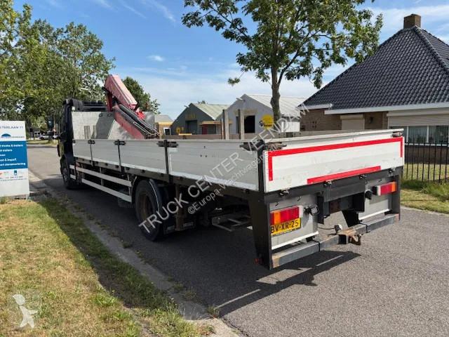 Kamion DAF 75250 4x2 Fassi F215 crane Radio...
