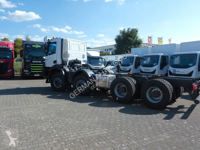 Camion Iveco T-Way AD410T54 8X4 Radstand.4250mm...