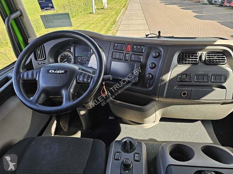 Camión DAF 230 16T AIRCO TAILLIFT