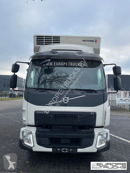 Kamion Volvo 250 Steel/Air - Automatic - Lift -...