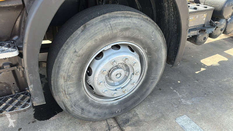 Camión Scania G (MANUAL PUMP / POMPE MANUELLE /...