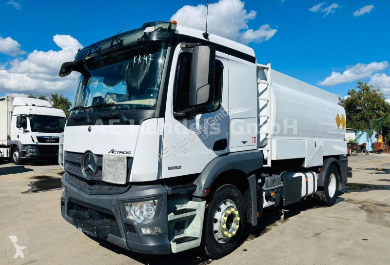 Camion Mercedes 1832