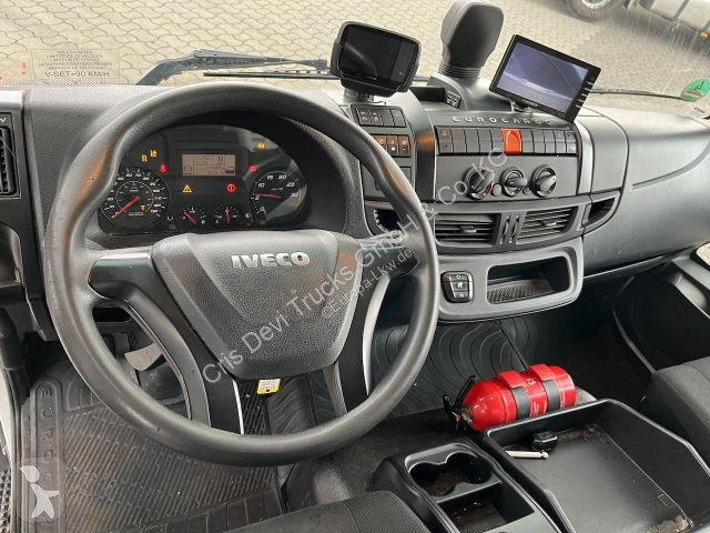 Vrachtwagen Iveco 120E25 4x2 Koffer | Ladebordwand