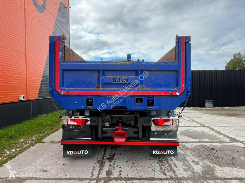 Kamion Scania R 560 8x4*4 BOX =6180 mm