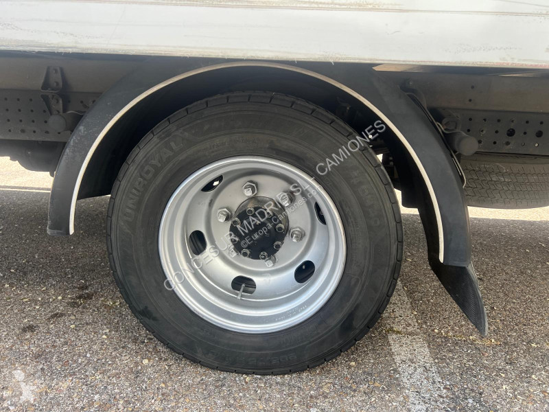 Kamion Mitsubishi Fuso  7C15