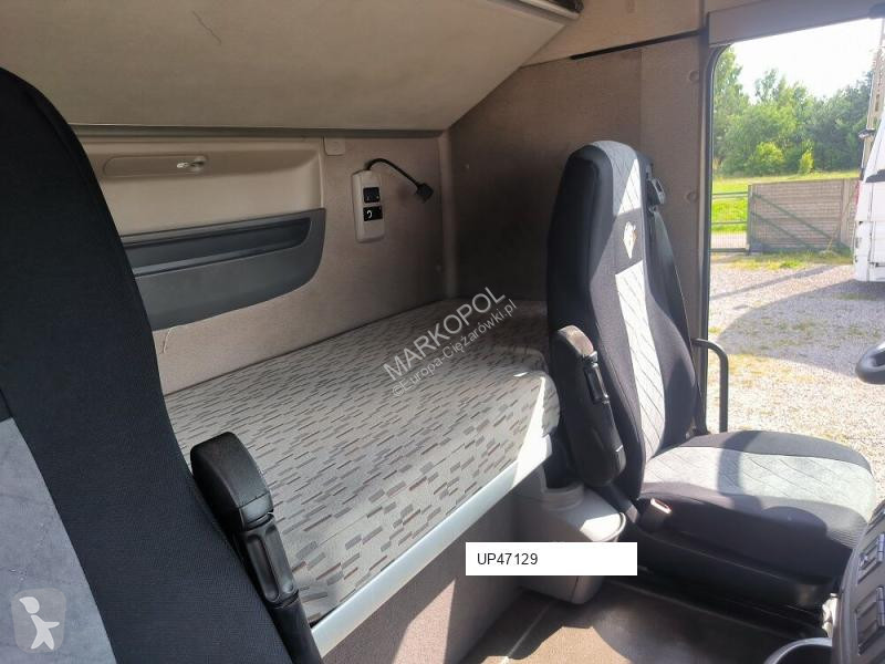 Camion remorque DAF Plandeka
