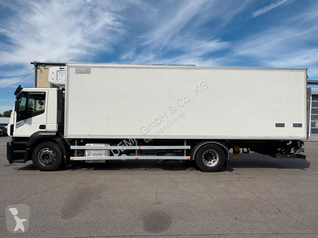Kamion Iveco...
