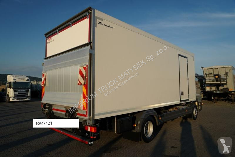 Camion Mercedes ATEGO 1521 / IZOTERMA /...