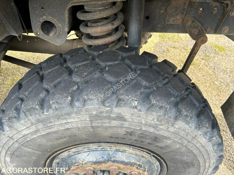 Camion Mercedes UNIMOG