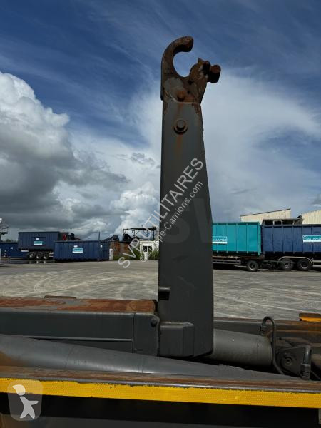 Camion Volvo FM11