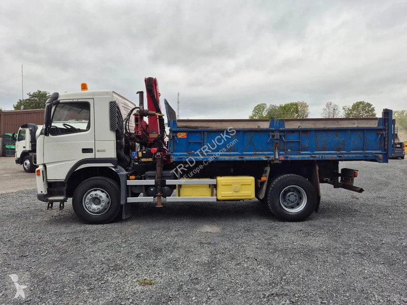 Camion Volvo FM 9.300 TIPPER - HMF 1060K3 CRANE