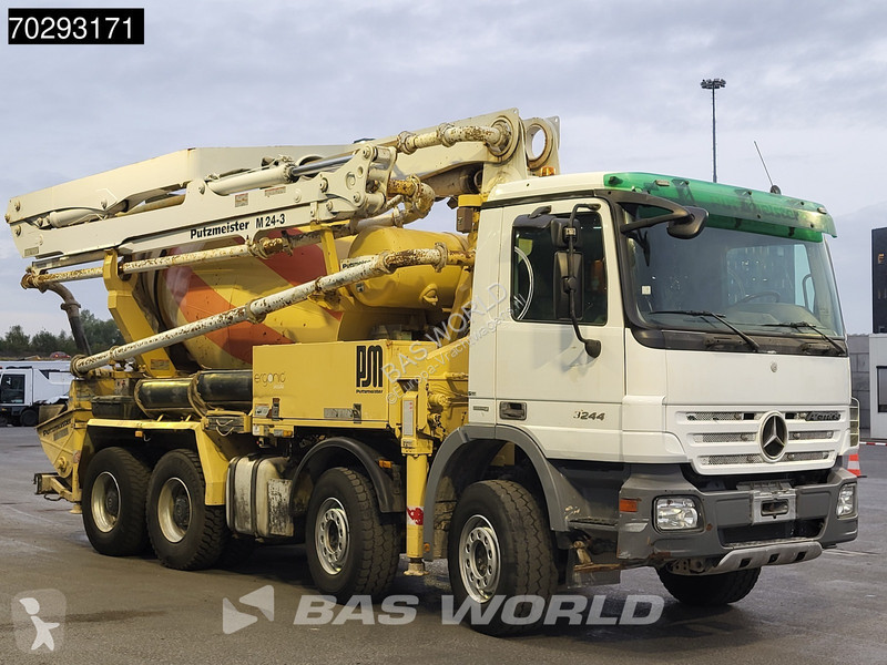 Camion Mercedes 3244 8X4 Retarder Putzmeister...