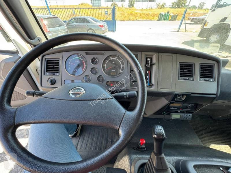 Camion Nissan