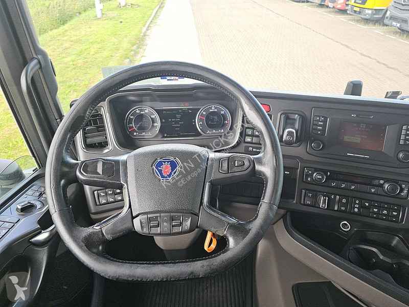 Camion Scania 6x2*4