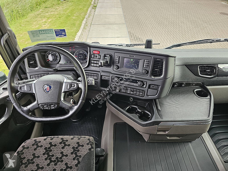 Kamion Scania 6x2*4