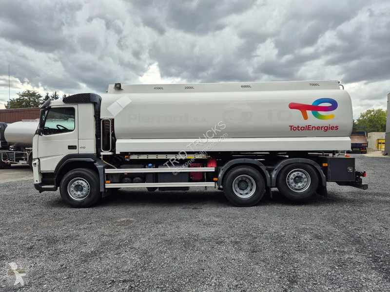 Camion Volvo 19500L FUEL / CARBURANT - 4 COMP
