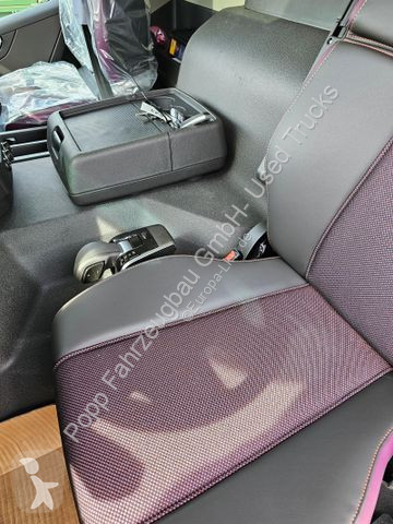 Kamion Volvo 460 8x4...