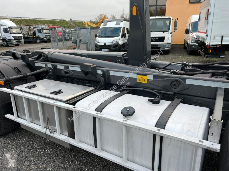 شاحنة Mercedes 2541 6X2 Meiller RK 20.65 Funk...