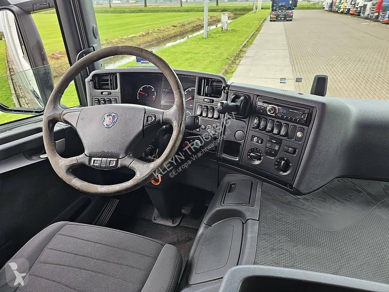 شاحنة Scania P320 6X2*4 AMBERET IFT