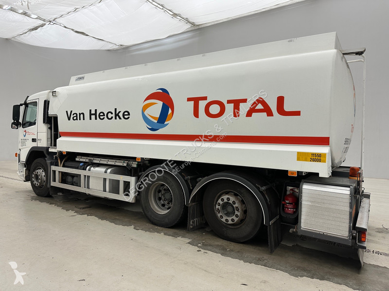 شاحنة Volvo 300 - 6x2