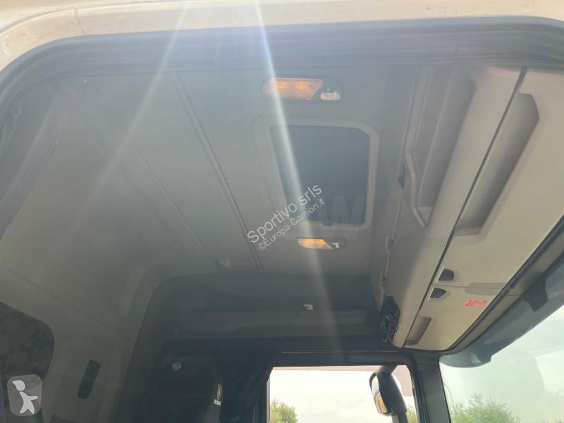 Camion Scania 500