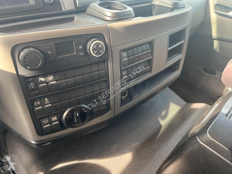 شاحنة Mercedes 1830 L