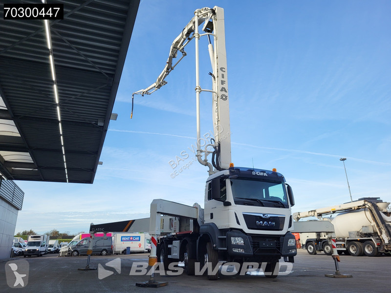 Betonárske zariadenie MAN 41.460 8X4 CIFA...