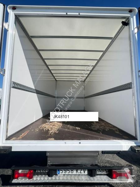 شاحنة Iveco 72C18 PAQUETERO